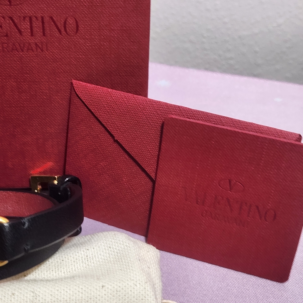 #136 Valentino Double Wrap Bracelet - Picture 4 of 11